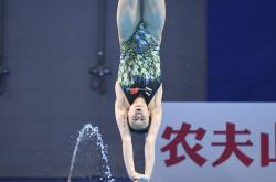 江南体育-女子跳水勇敢，重重考验不住