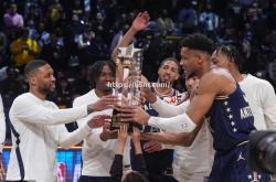 江南体育-NBA常规赛进入尾声，火箭大将再次当选全明星MVP