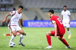 江南体育-重庆队后防表现神勇，稳固防线成为突出
